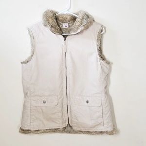 Reversible faux fur vest